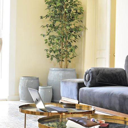 Grand Arcanum Apartment 2 - Comfortable And Elegant Сенглі Екстер'єр фото