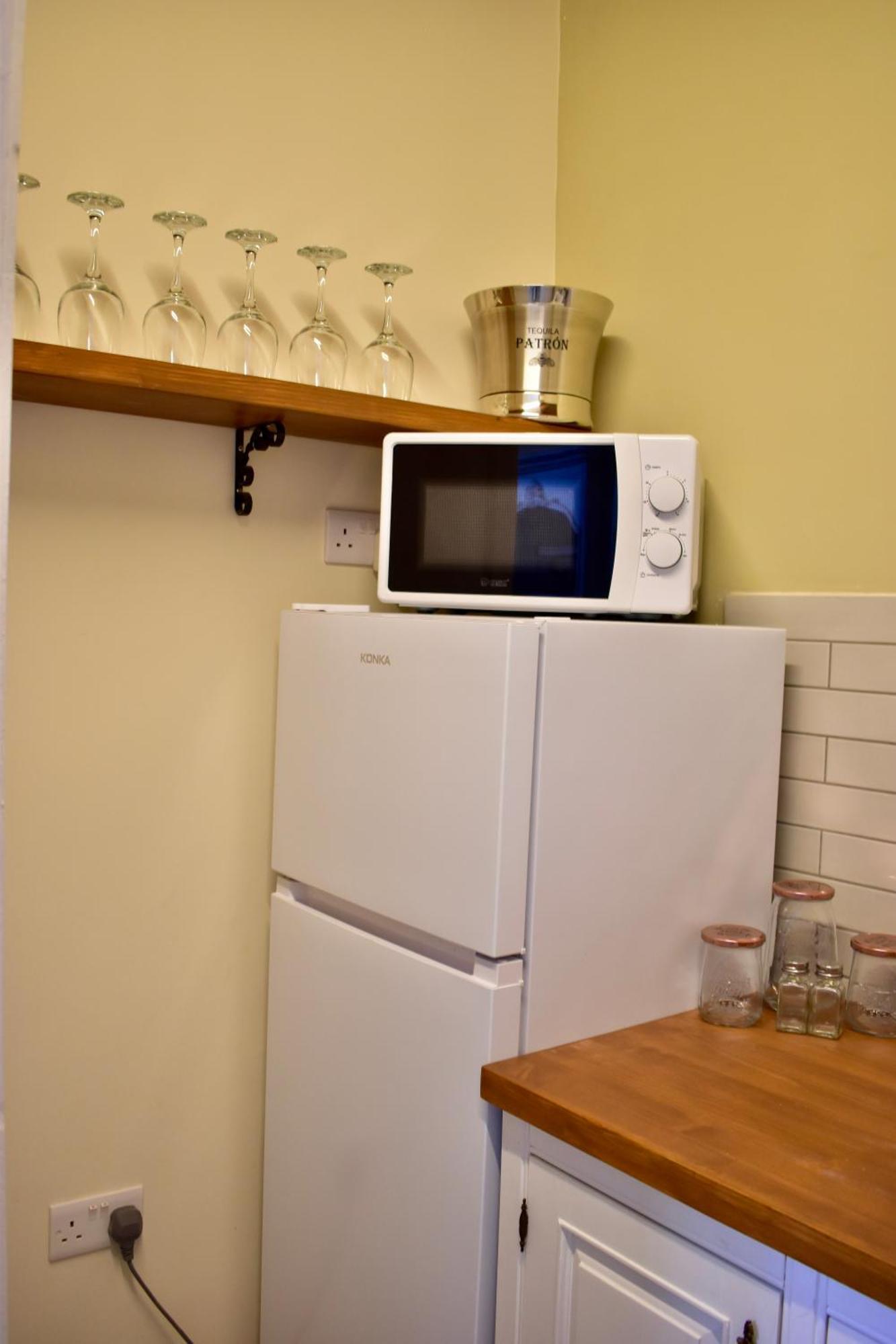 Grand Arcanum Apartment 2 - Comfortable And Elegant Сенглі Екстер'єр фото