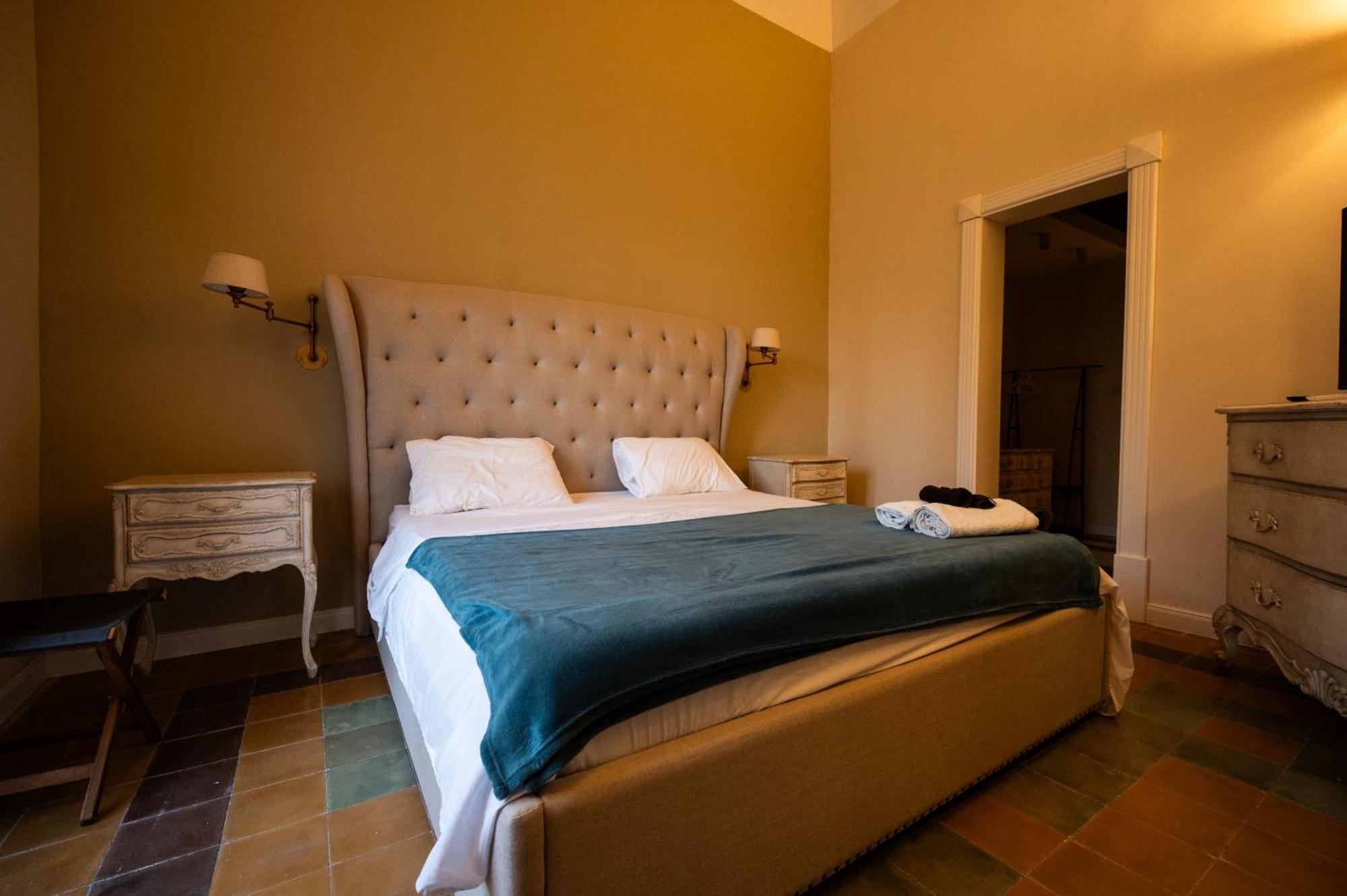 Grand Arcanum Apartment 2 - Comfortable And Elegant Сенглі Екстер'єр фото